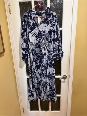 Donna Karan Navy and White Long Sleeve Geometric Shirt Dress